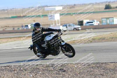 media/Feb-05-2023-Classic Track Day (Sun) [[c35aca4a42]]/Group 2/session 4 turn 4/